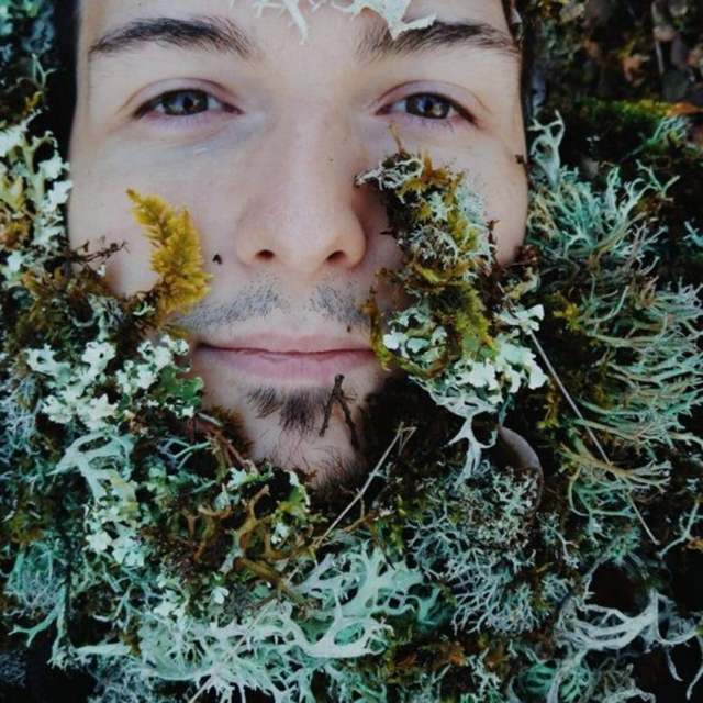 Photocase-Instagram-Man-in-Bushes