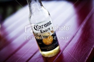 istockphoto_16313171-corona