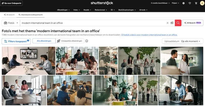 Afbeeldingen van teams op kantoor van Shutterstock
